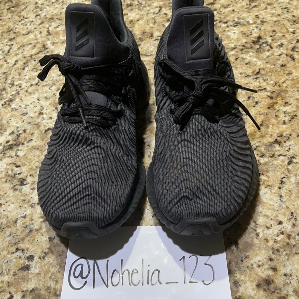 🌟Adidas AlphaBounce Instinct